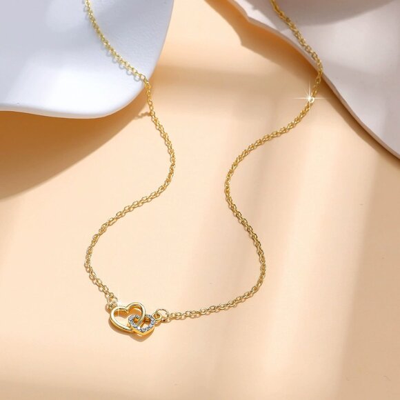 Gold Heart Pendant Necklace - Picture 1 of 2